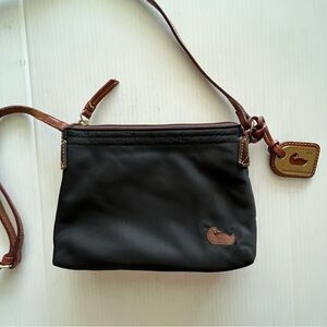 Dooney & Bourke Womens Black Nylon Pochette Genuine Leather Strap Crossbody Zip